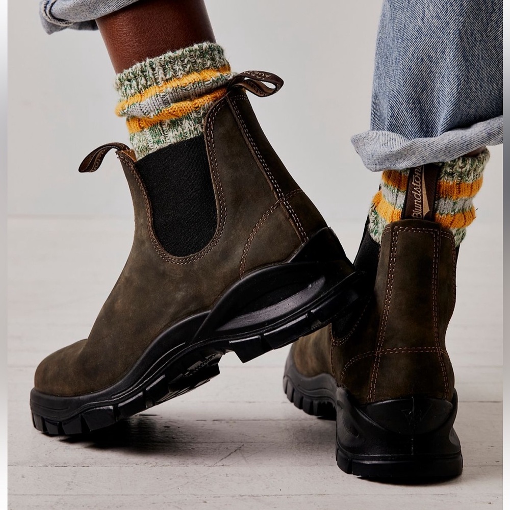 Women’s Blundstone Lug Boots 8.5 NWOB